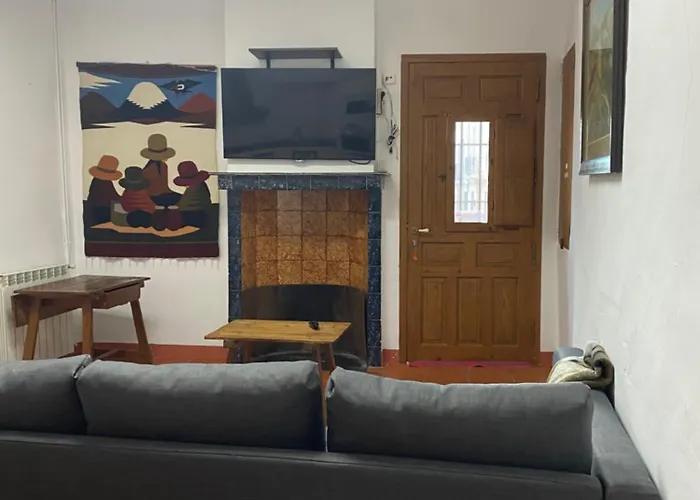 Ca Les Senyoretes Otos